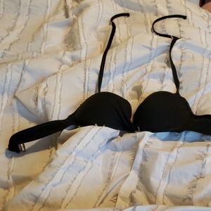 🦋🎁Black padded bikini top
